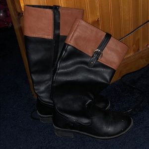 New only used once black and brown boots